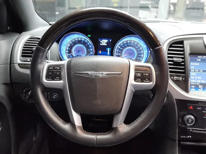 Chrysler 300c 3.6 | Mobile.bg � ����������� 13