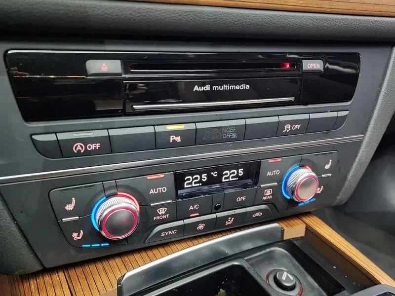 Audi A6, снимка 15 - Автомобили и джипове - 56159289