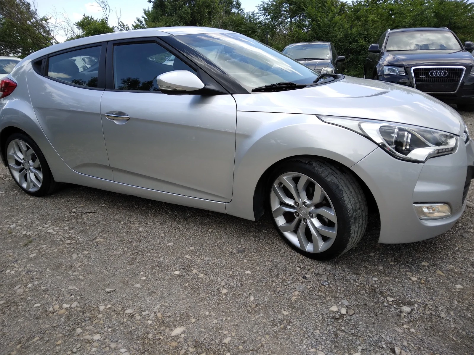 Hyundai Veloster  1.6 бензин - изображение 4