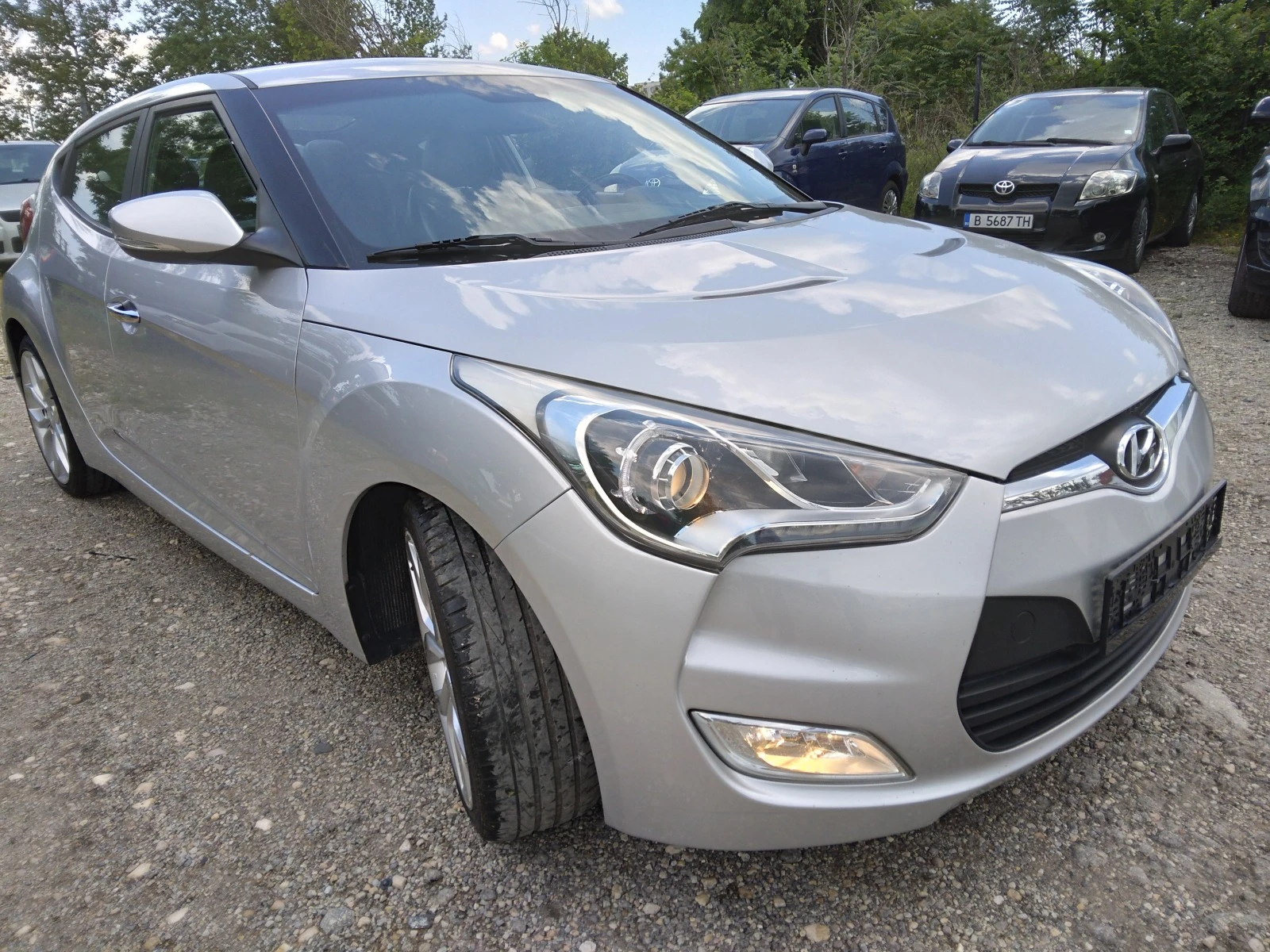 Hyundai Veloster  1.6 бензин - изображение 3