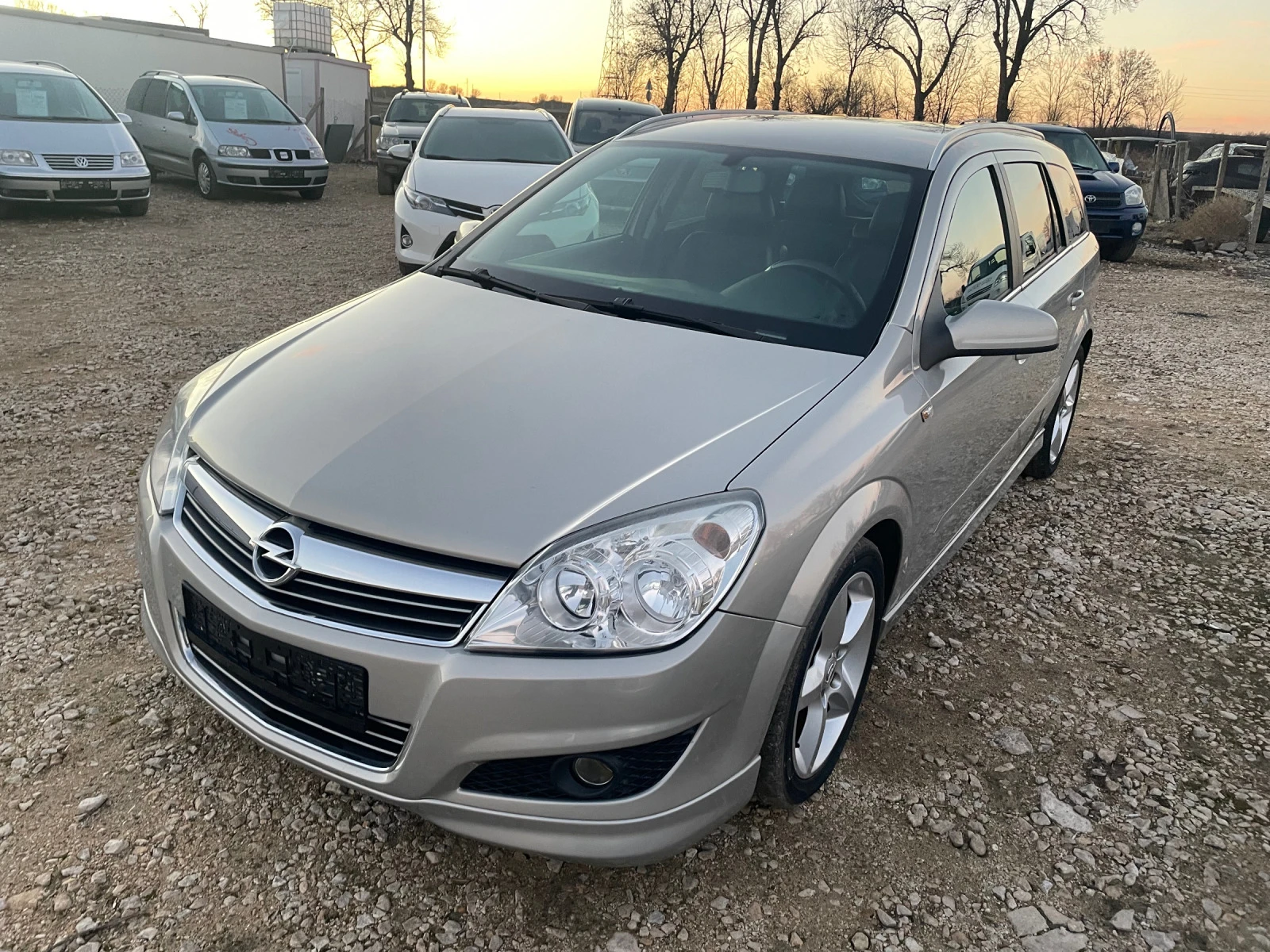 Opel Astra 1.7CDTI ИТАЛИЯ - изображение 3