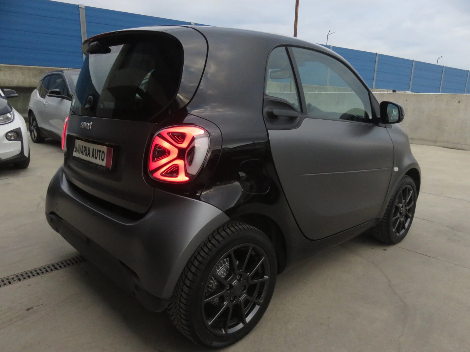 Smart Fortwo EQ Prime, Brabus, Панорама, LED, Navi, Кожа - изображение 3