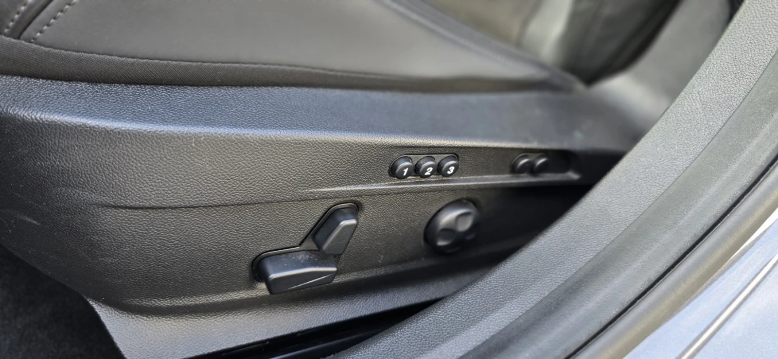 Alfa Romeo Giulia  2.2 veloce carbon steel 66000km.    | Mobile.bg   15