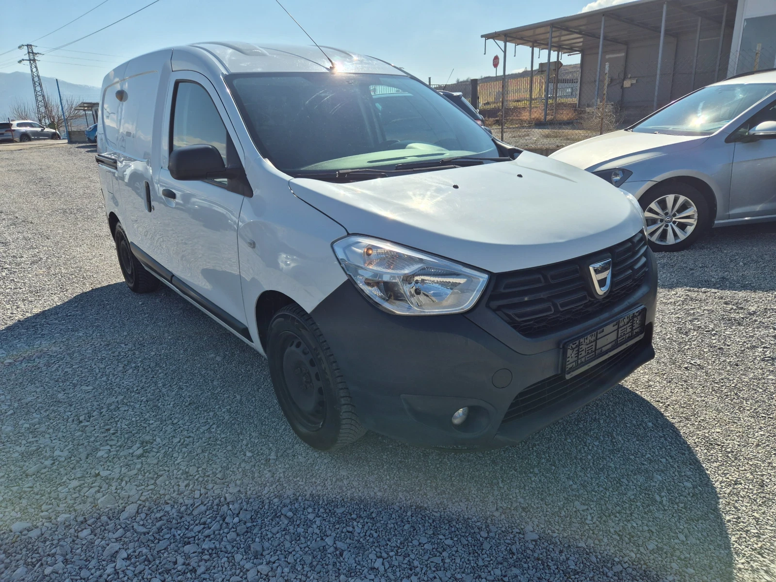 Dacia Dokker 1.6 ГАЗ - изображение 4