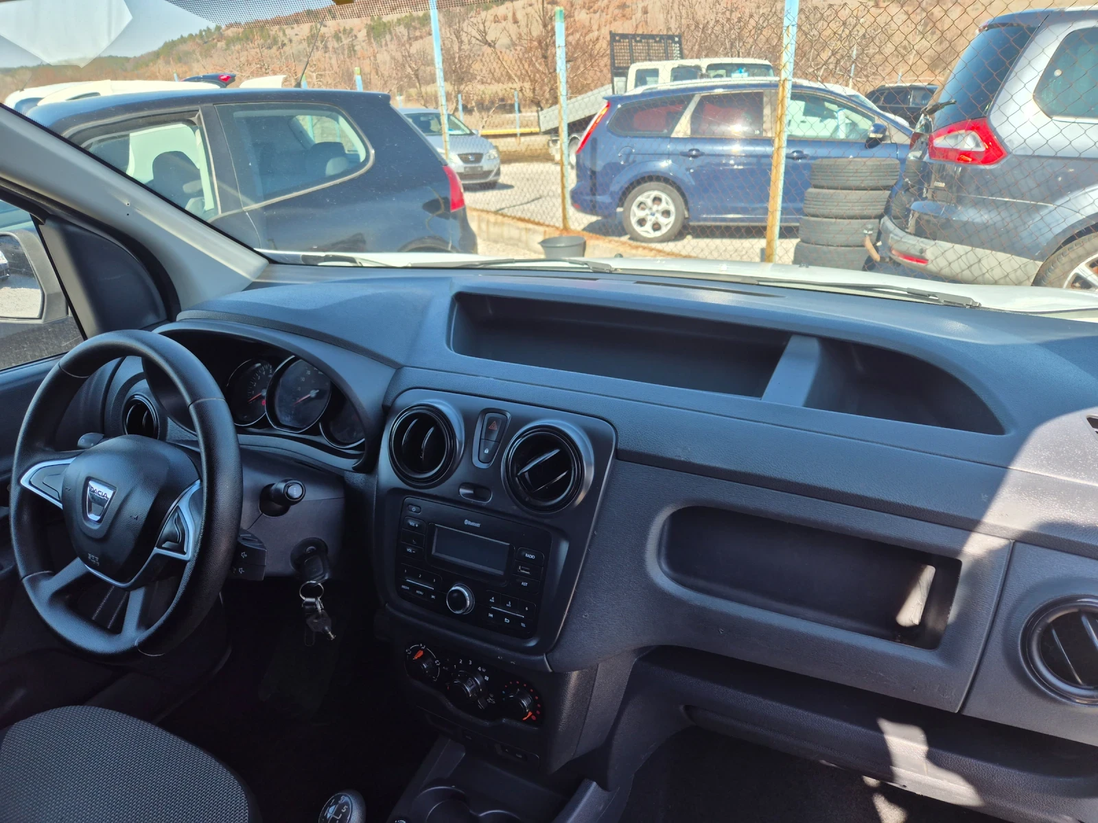 Dacia Dokker 1.6 ГАЗ - изображение 7