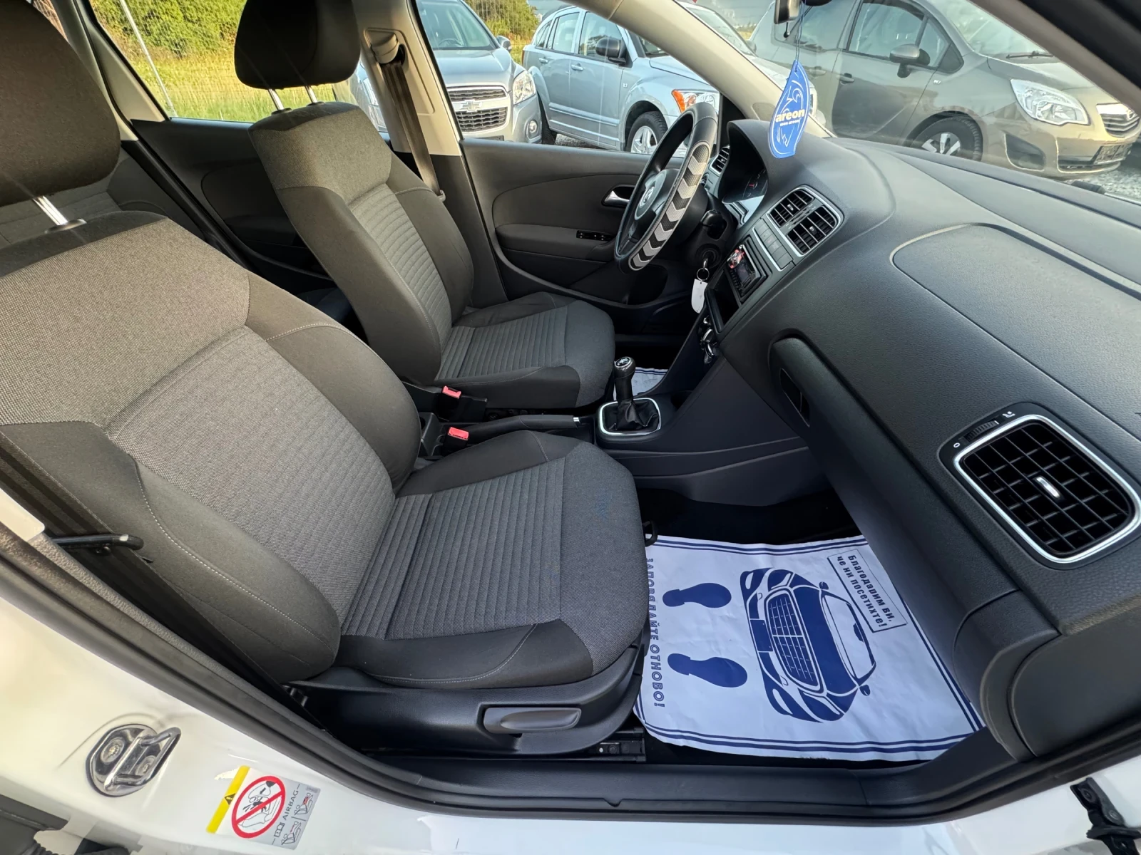 VW Polo 2012 ИТАЛИЯ НАПЪЛНО ОБСЛУЖЕН | Mobile.bg — изображение 12