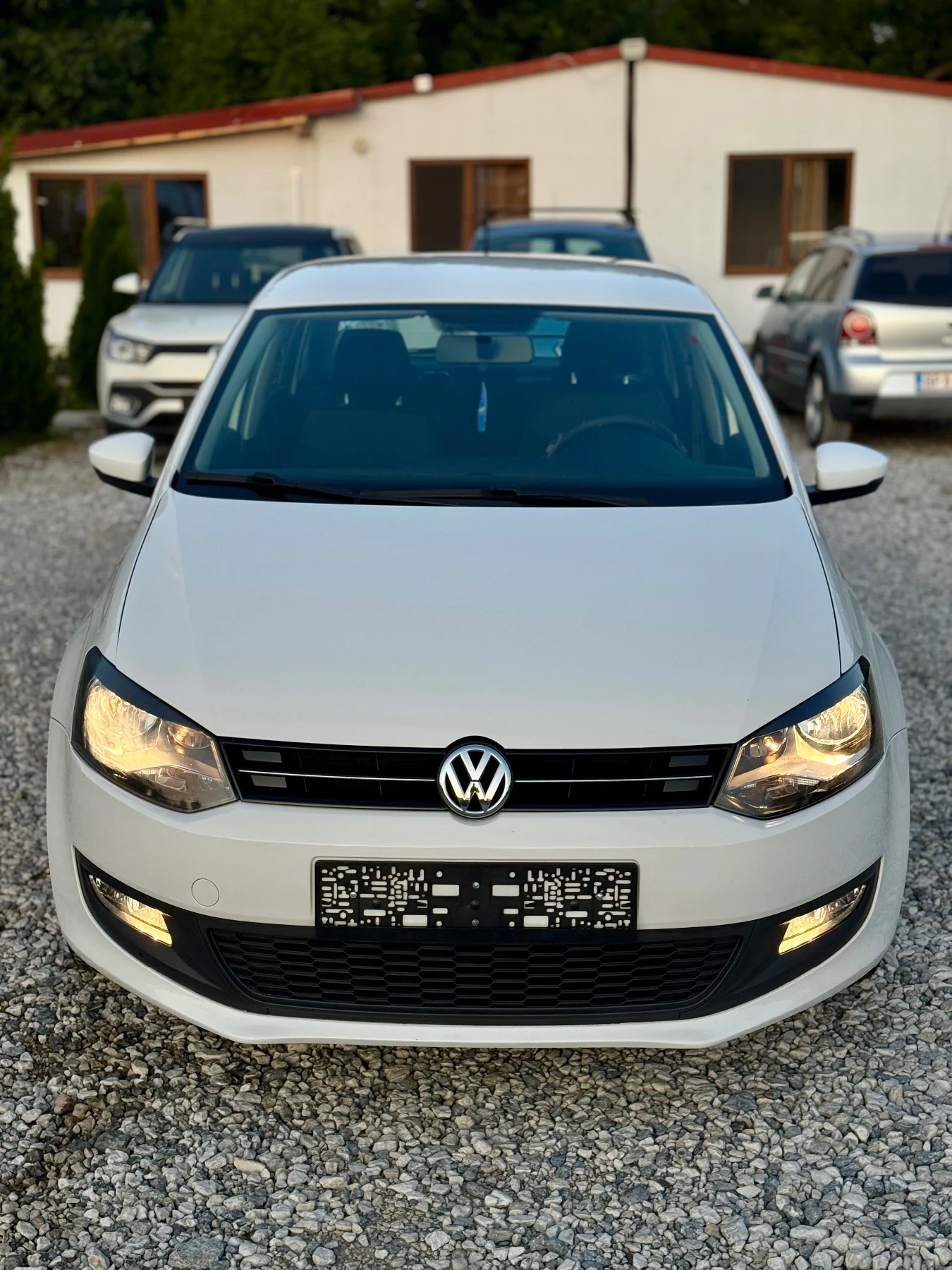 VW Polo 2012 ИТАЛИЯ НАПЪЛНО ОБСЛУЖЕН - изображение 2