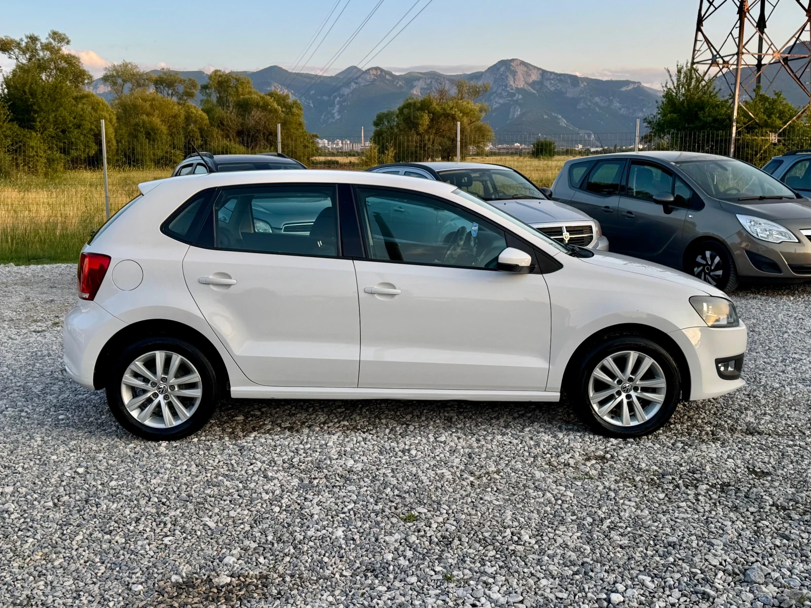VW Polo 2012 ИТАЛИЯ НАПЪЛНО ОБСЛУЖЕН - изображение 7