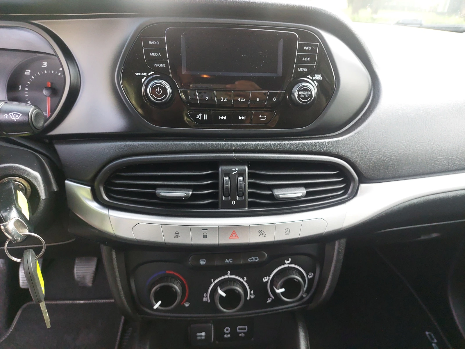 Fiat Tipo 1, 6d 120ps Multijet 2 - изображение 10