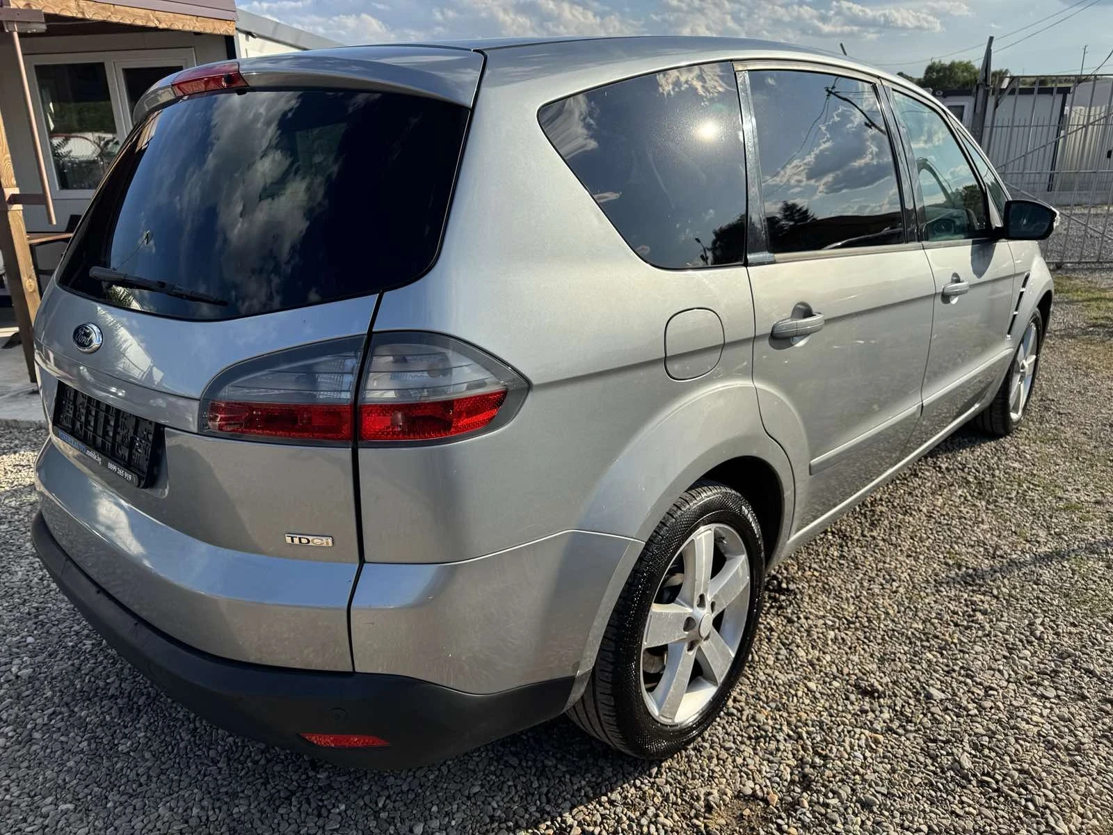 Ford S-Max 2.0tdci 7-местен - изображение 2