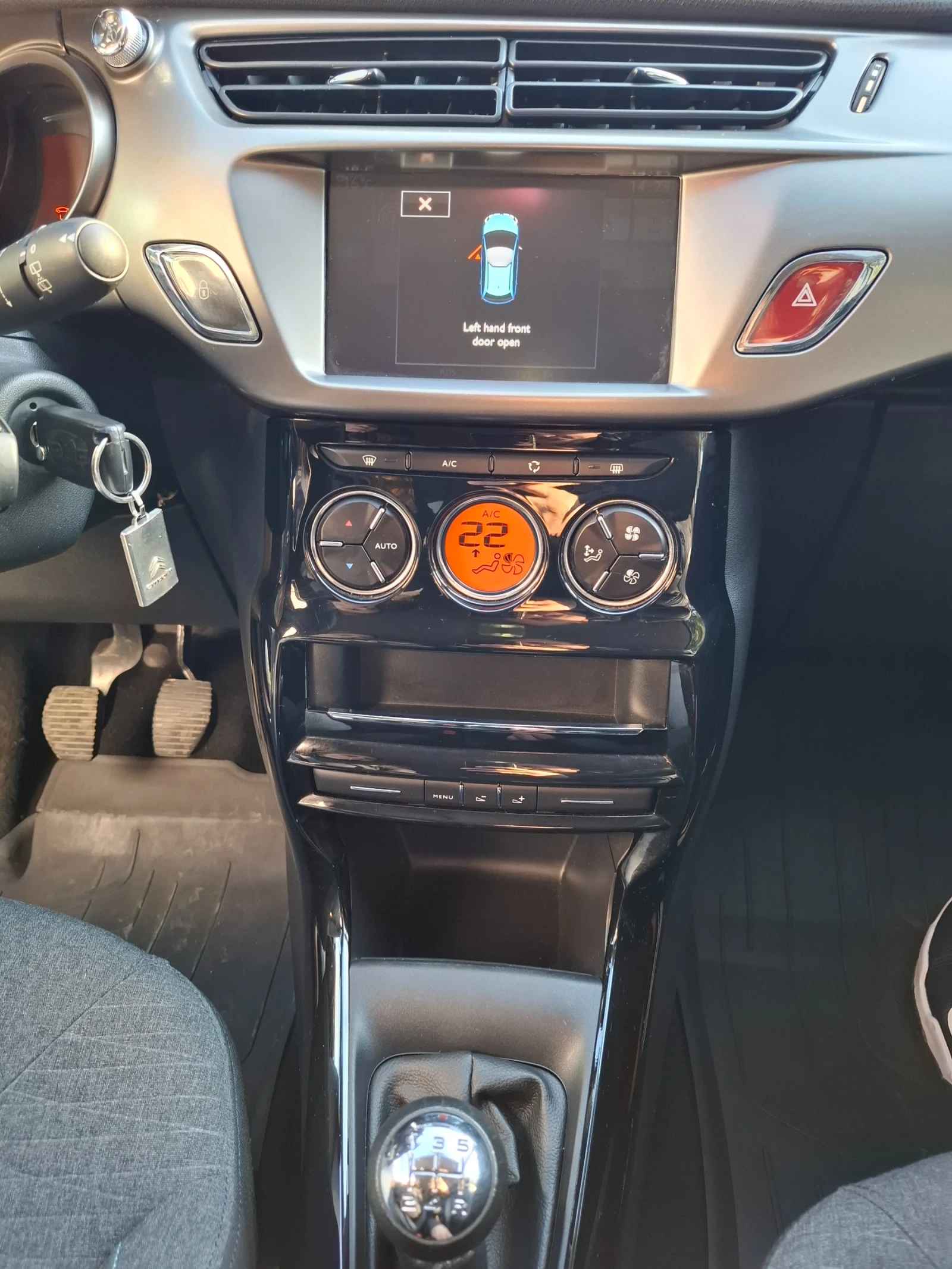 Citroen C3 1.2 euro 6 46600km - изображение 9