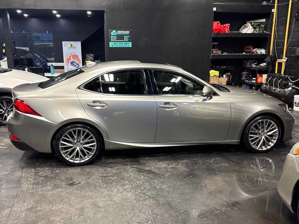 Lexus IS * 300 * CARFAX * БЕЗ ПЪРВОНАЧАЛНА ВНОСКА - изображение 3