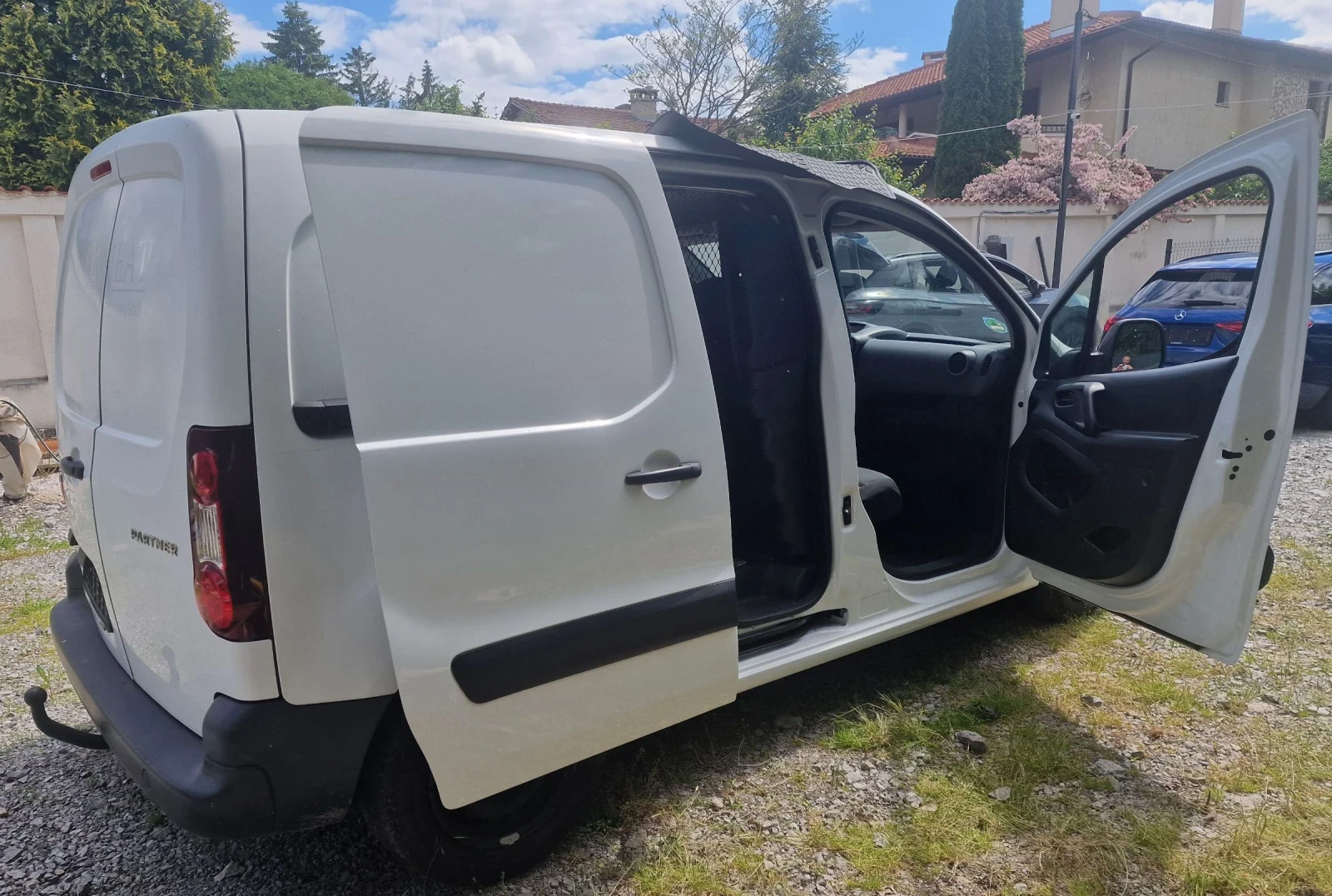 Peugeot Partner 2017г. 98000км. Автоматик - изображение 9