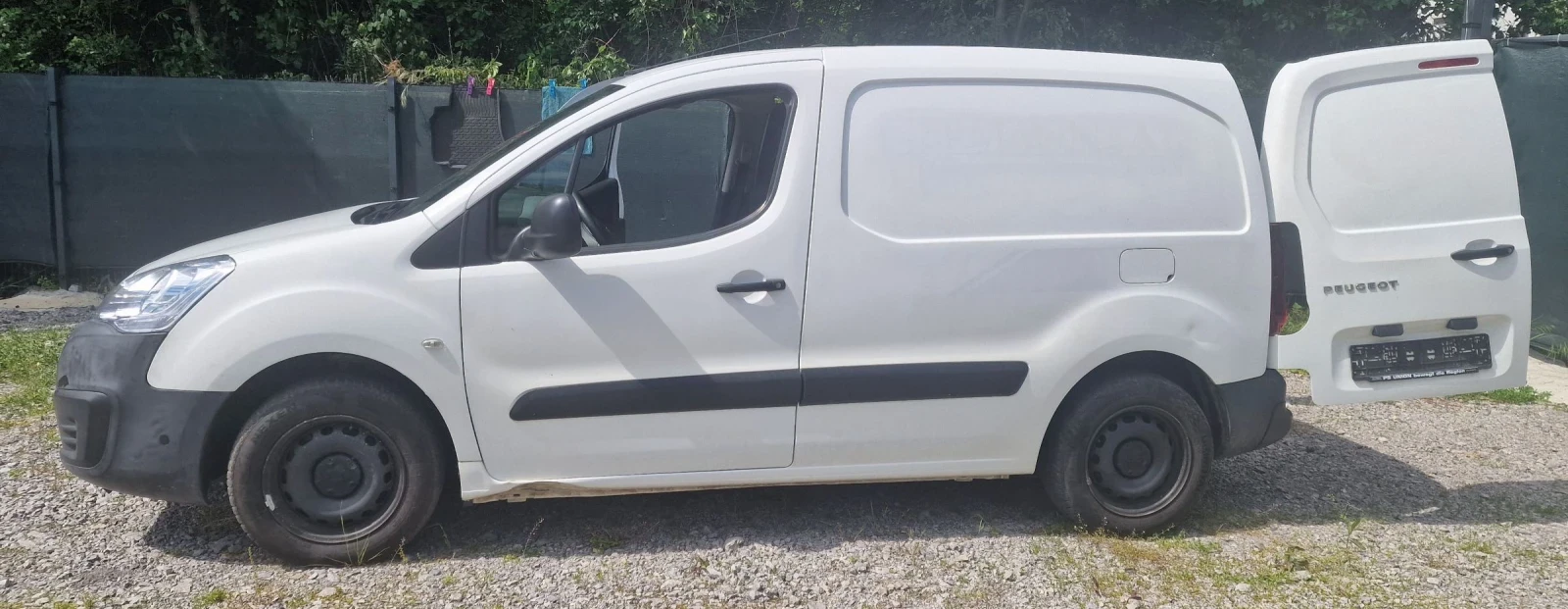 Peugeot Partner 2017г. 98000км. Автоматик - изображение 5