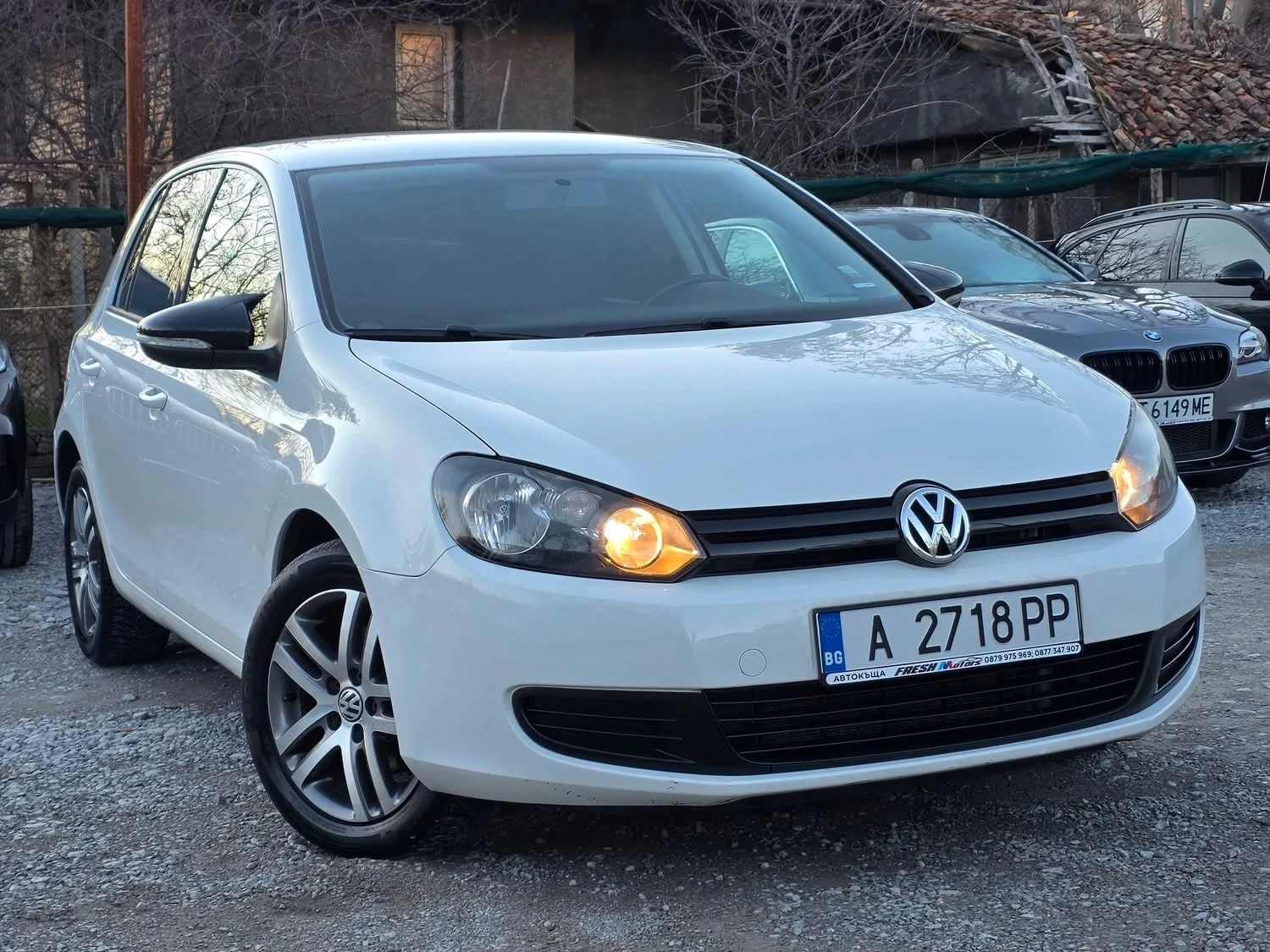 VW Golf 1.6TDI 105K.C. / КЛИМАТИК / НАПЪЛНО ОБСЛУЖЕН - изображение 2