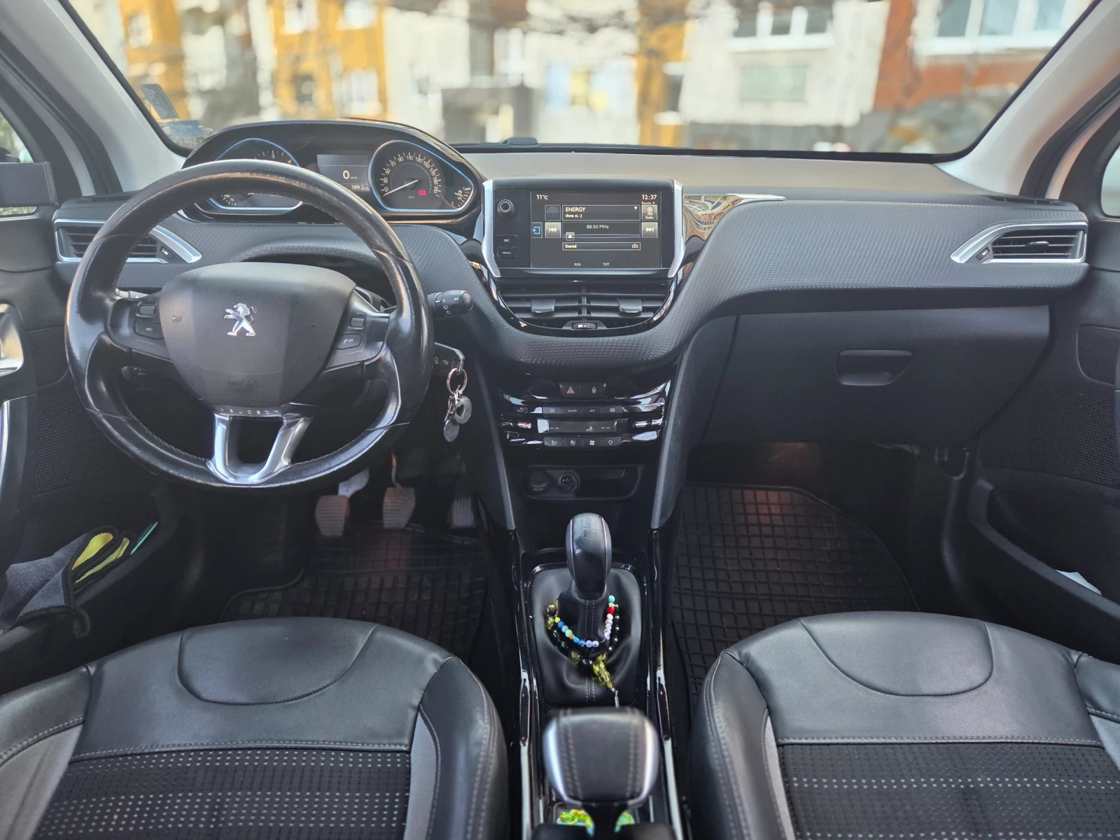 Peugeot 2008, снимка 12 - Автомобили и джипове - 53825242