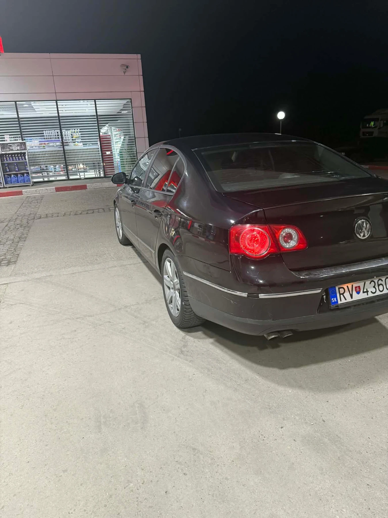 VW Passat, снимка 5 - Автомобили и джипове - 53905825