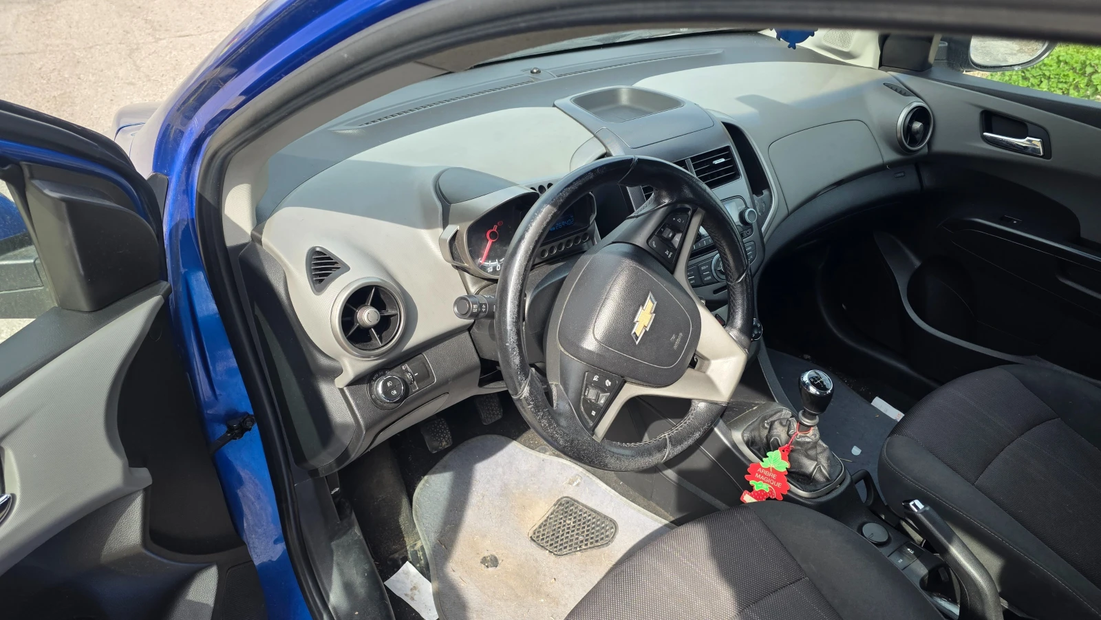 Chevrolet Aveo 1.3д, снимка 4 - Автомобили и джипове - 54192041