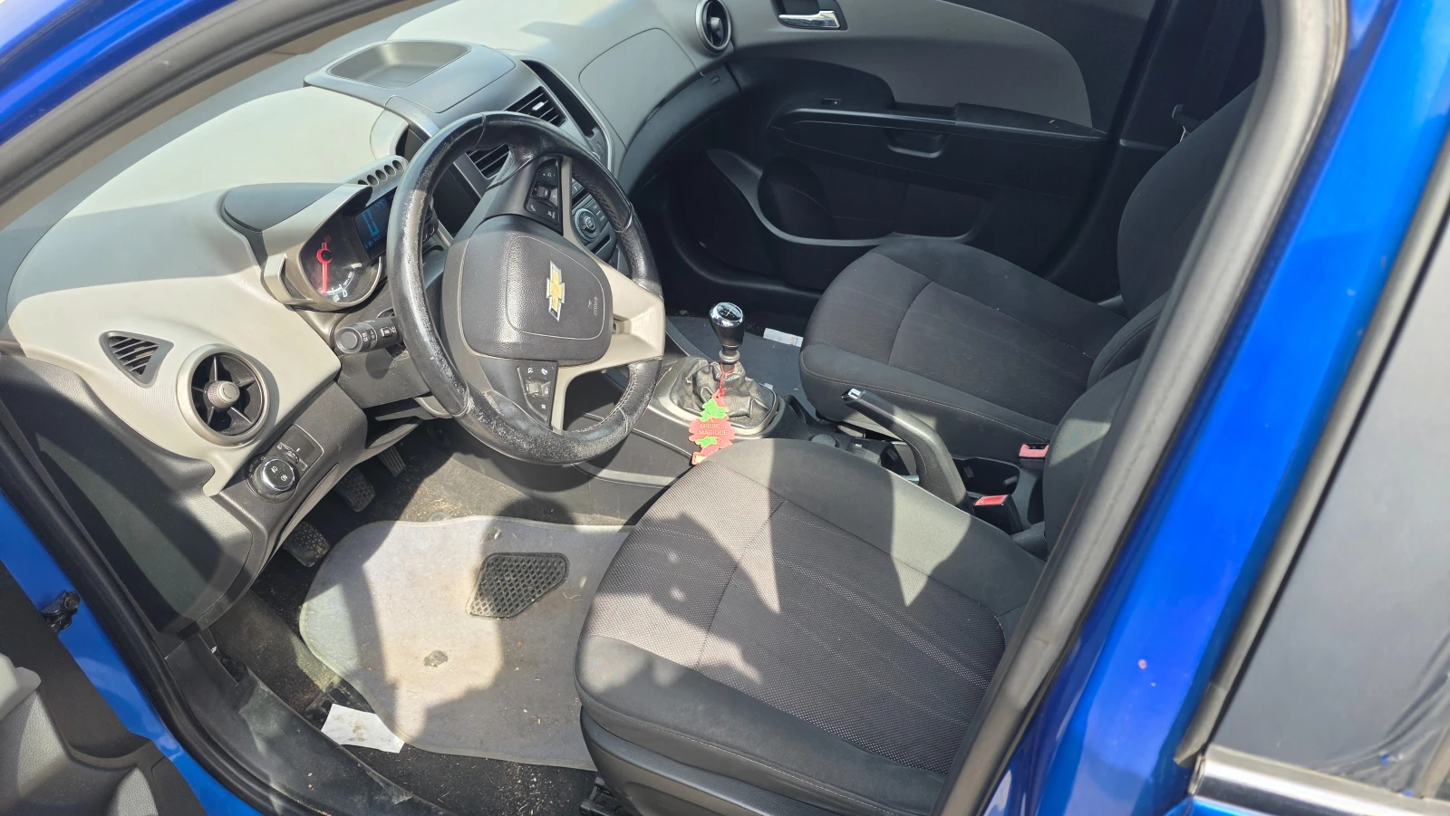 Chevrolet Aveo 1.3д, снимка 5 - Автомобили и джипове - 54192041