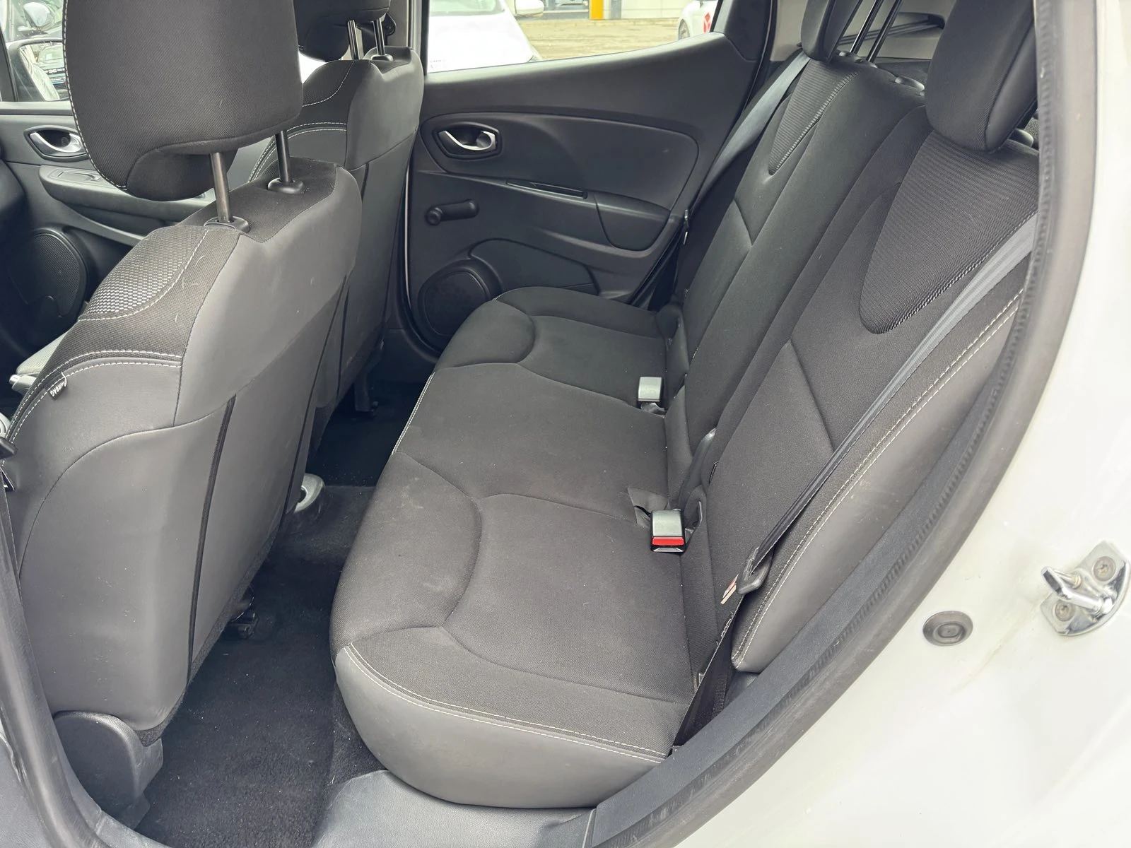 Renault Clio 1.2I N1 3+ 1, снимка 12 - Автомобили и джипове - 54294279