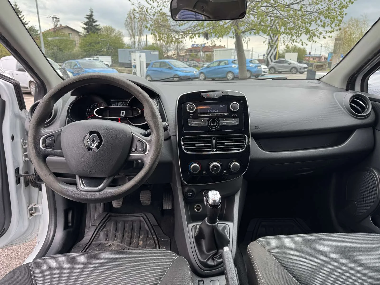 Renault Clio 1.2I N1 3+ 1, снимка 14 - Автомобили и джипове - 54294279
