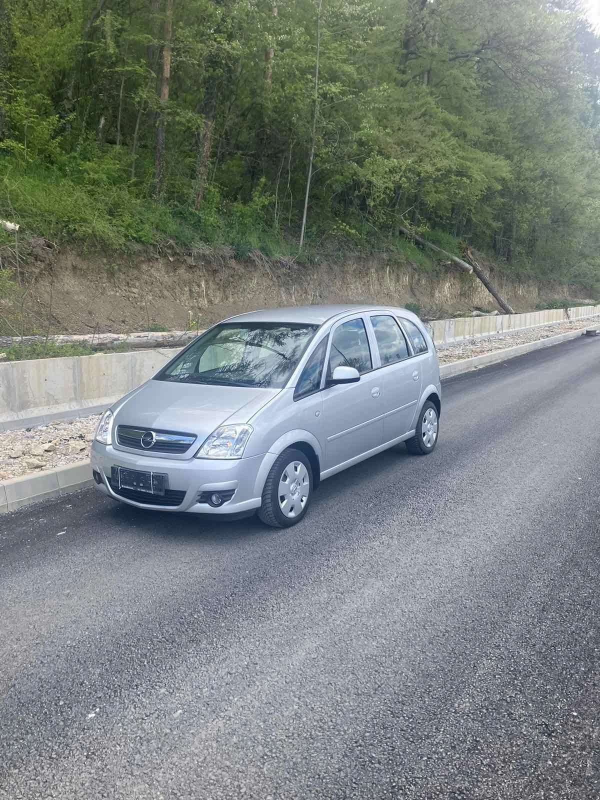 Opel Meriva 1.4, снимка 3 - Автомобили и джипове - 54310139