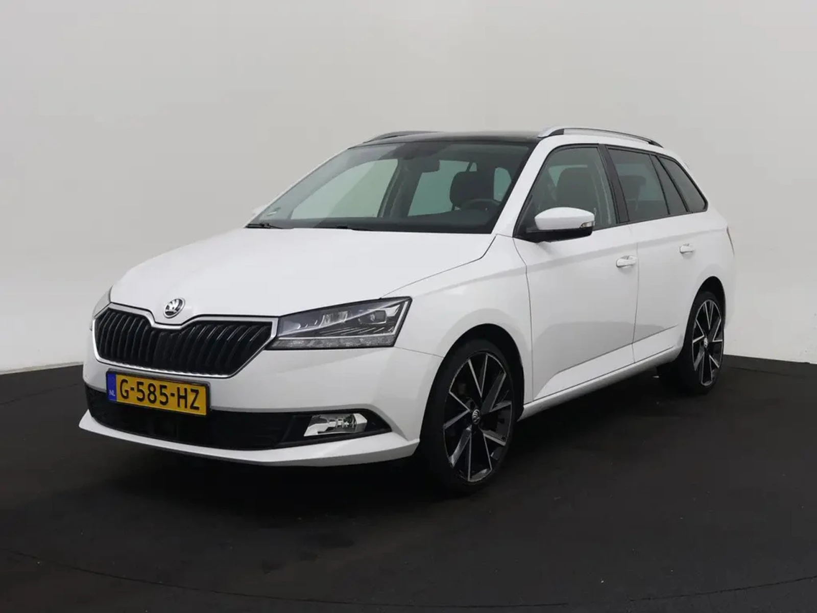 Skoda Fabia Combi 1.0 TSI Business, снимка 6 - Автомобили и джипове - 54331804