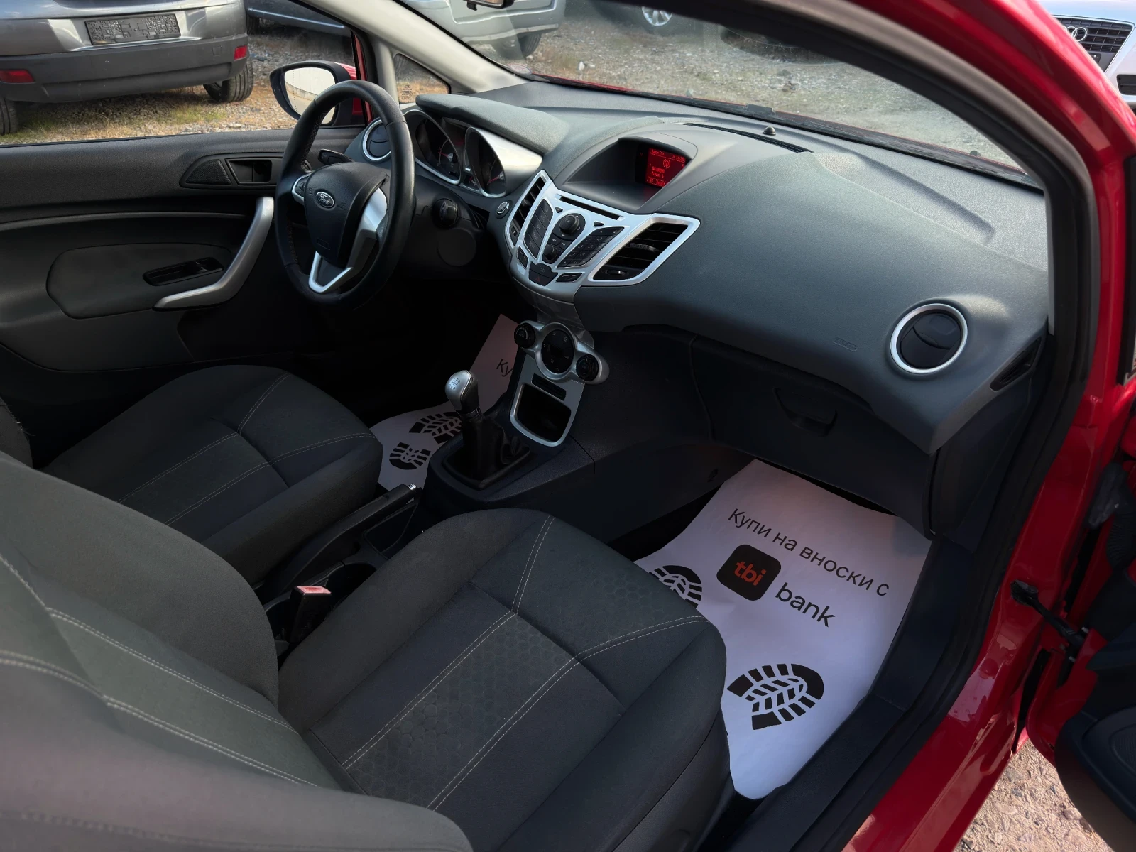 Ford Fiesta 1.4TDCI-70к.с./ Парктроник/ Климатроник/ EURO5A, снимка 17 - Автомобили и джипове - 54582027