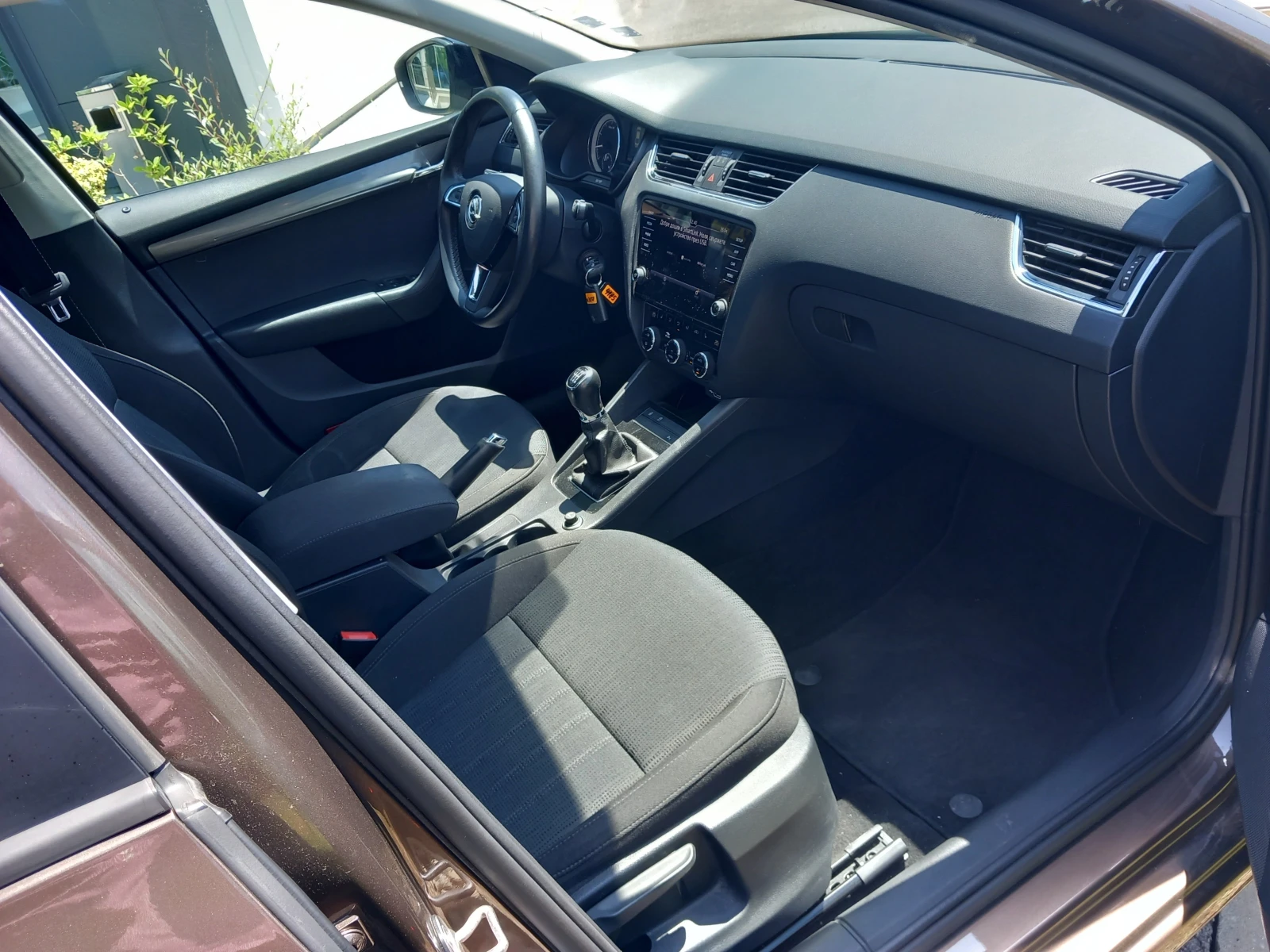 Skoda Octavia 1.5TSI / 6MT VISION, снимка 8 - Автомобили и джипове - 54763385