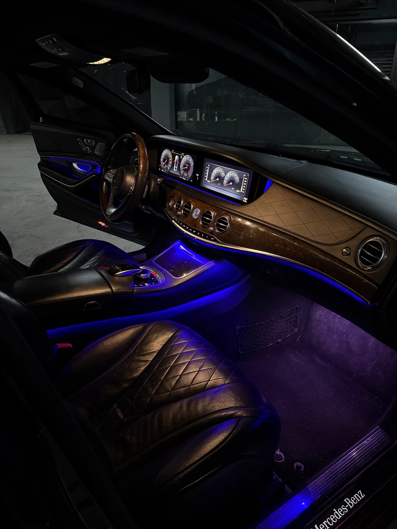 Mercedes-Benz S 560 BRABUS/ 3TV/ FULL FULL, снимка 10 - Автомобили и джипове - 54837103