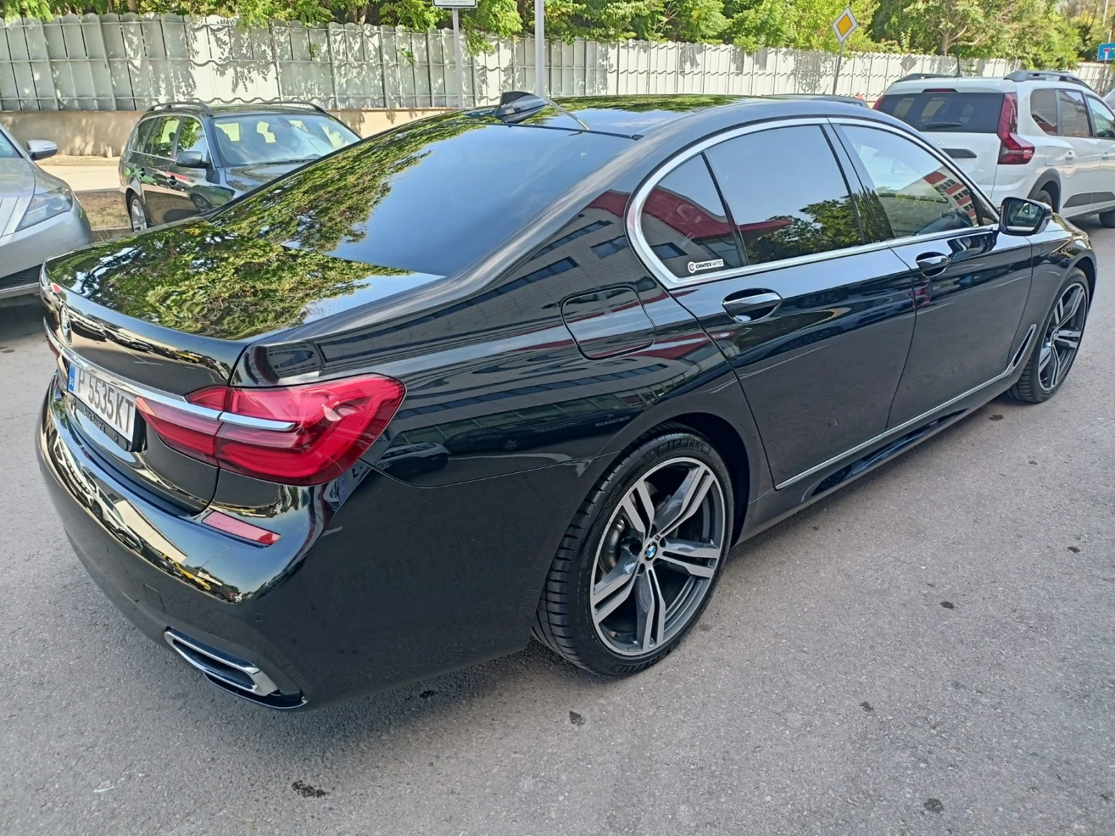BMW 740, снимка 3 - Автомобили и джипове - 54937376