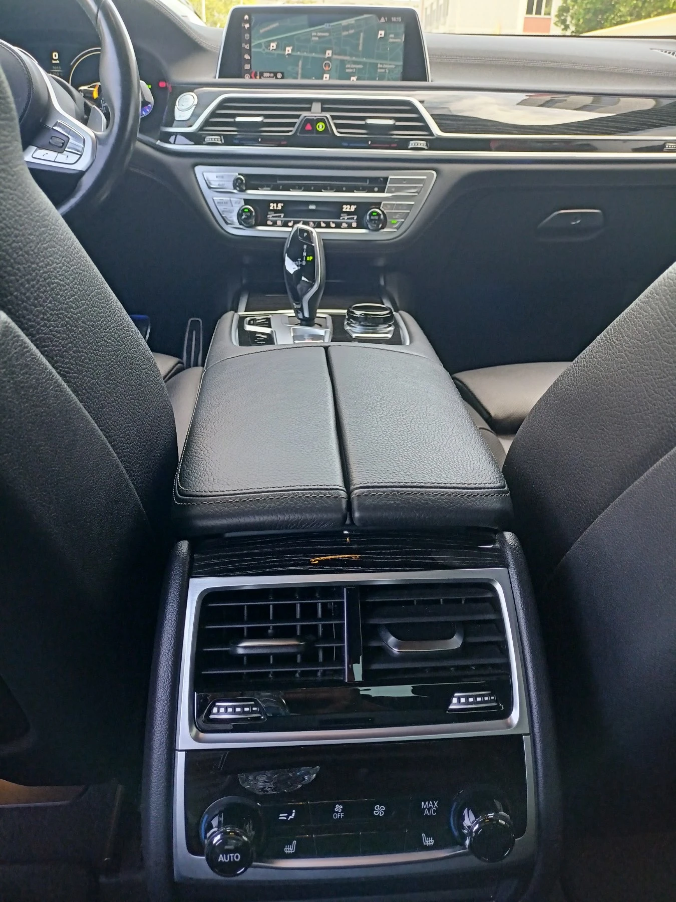 BMW 740, снимка 6 - Автомобили и джипове - 54937376