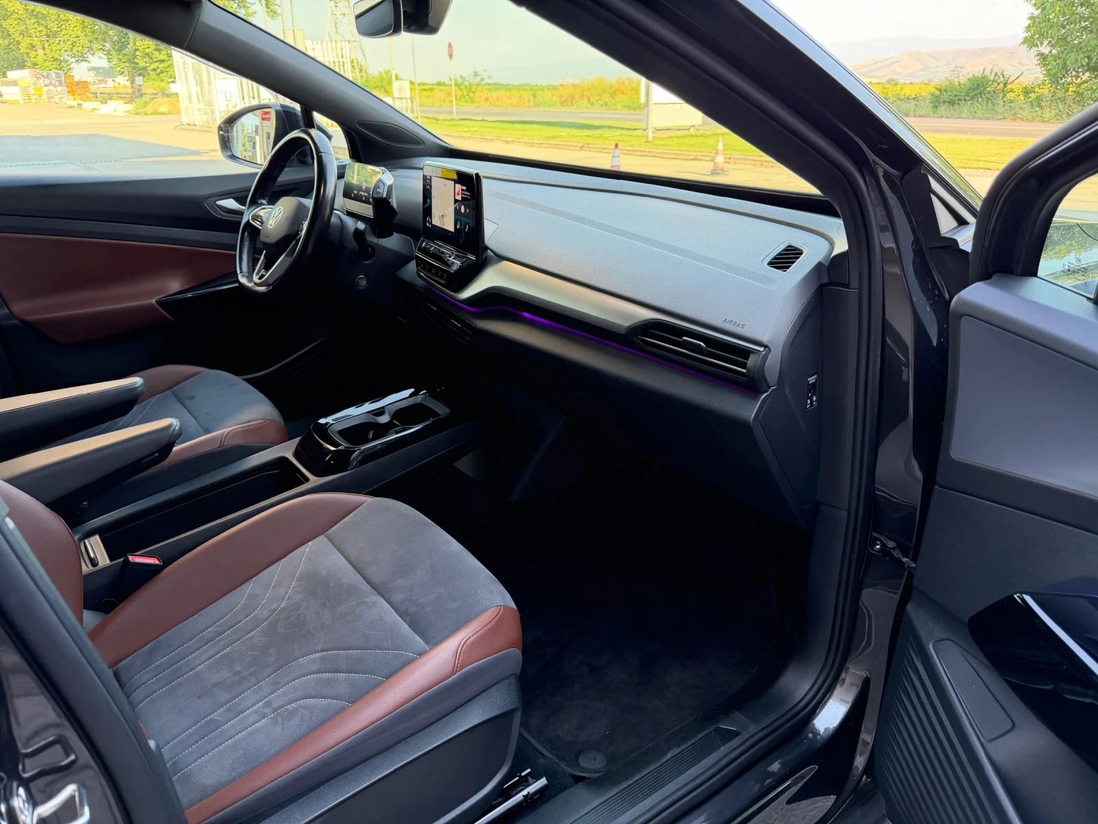 VW ID.4 82KW-1st EDITION-КОЖА-АЛКАНТАРА-CAM, снимка 10 - Автомобили и джипове - 55096851