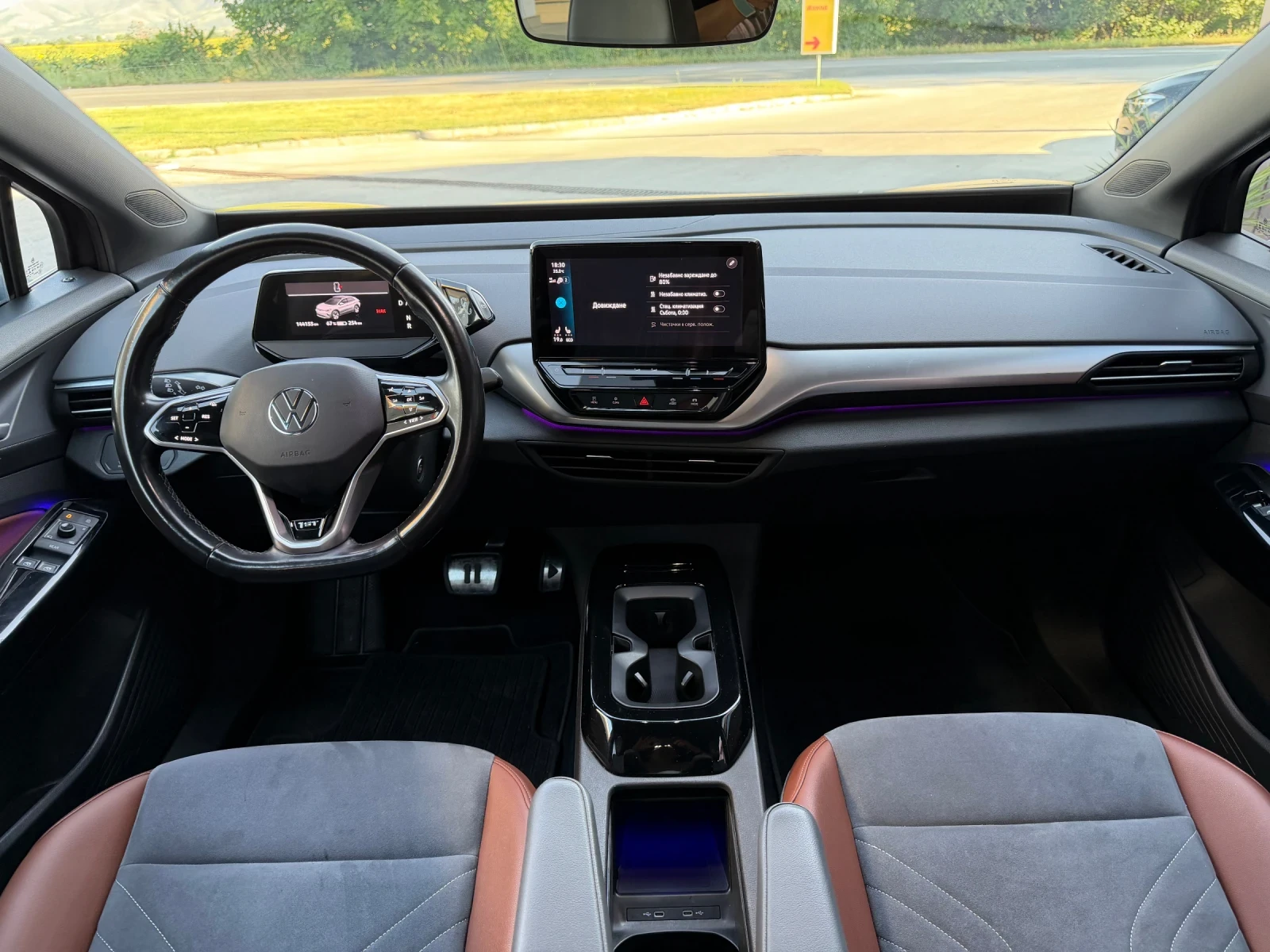 VW ID.4 82KW-1st EDITION-КОЖА-АЛКАНТАРА-CAM, снимка 11 - Автомобили и джипове - 55096851