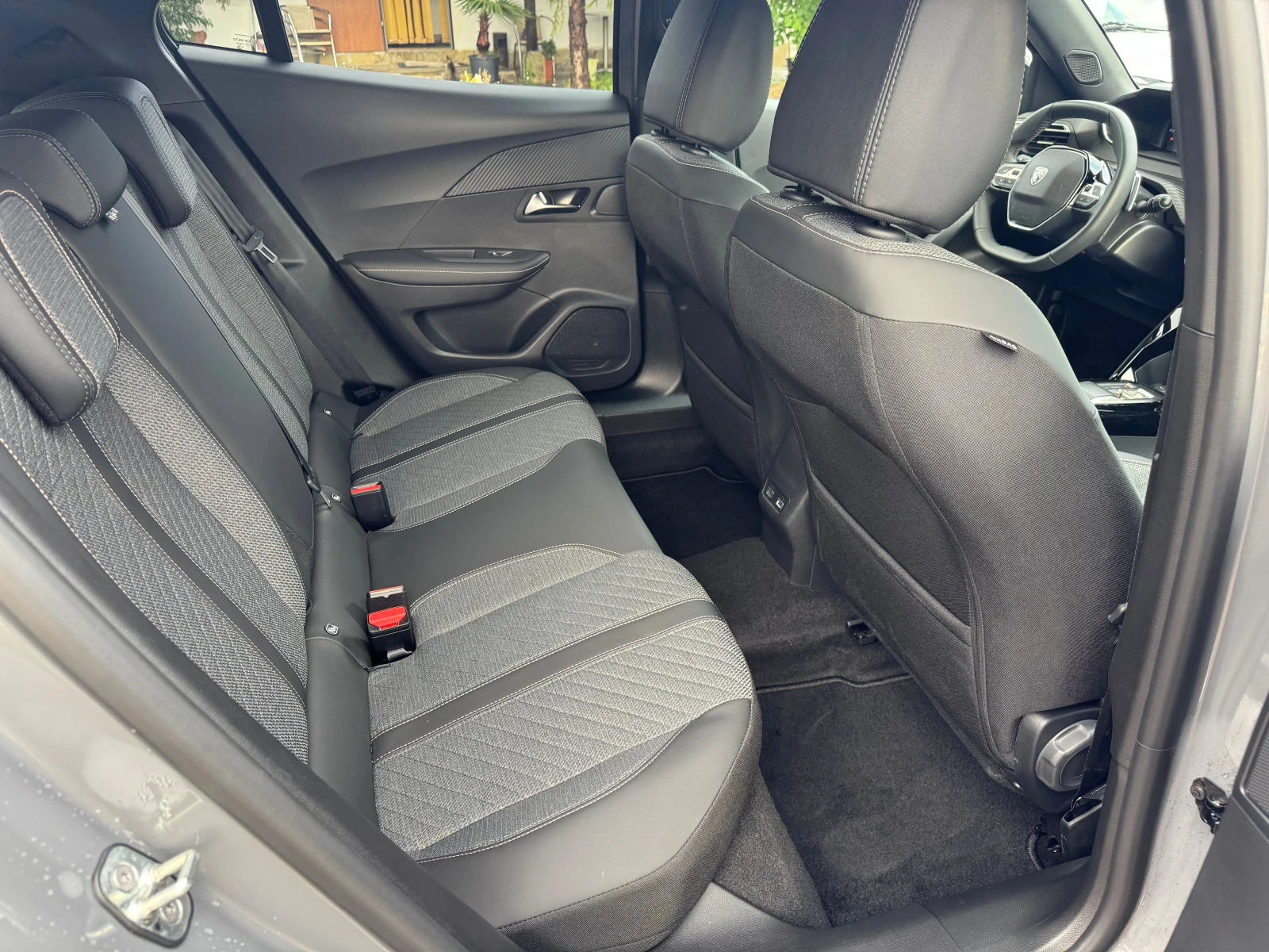 Peugeot 2008 1.2PT Allure Premium | Mobile.bg � ����������� 11