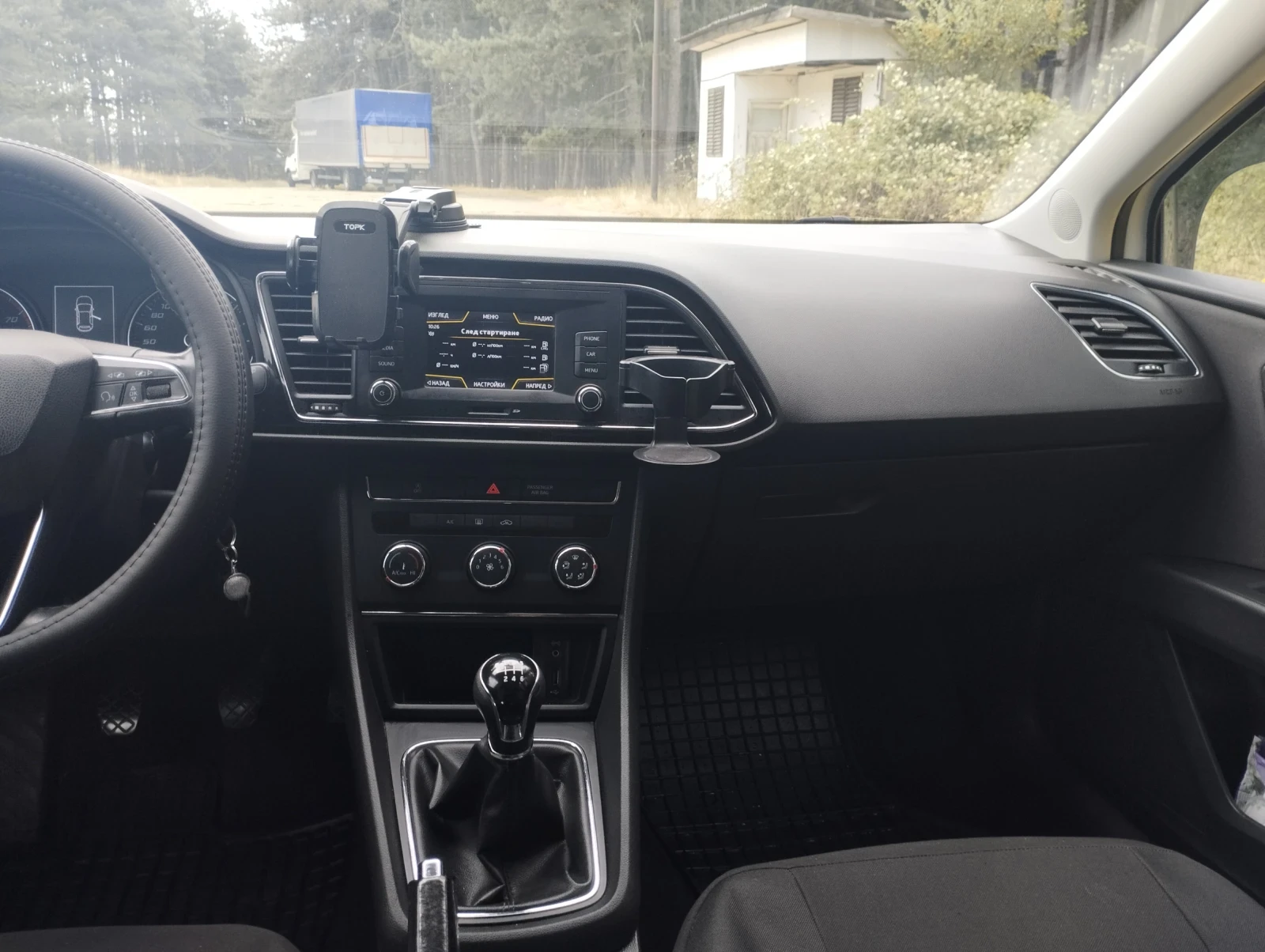 Seat Leon, снимка 12 - Автомобили и джипове - 55601372