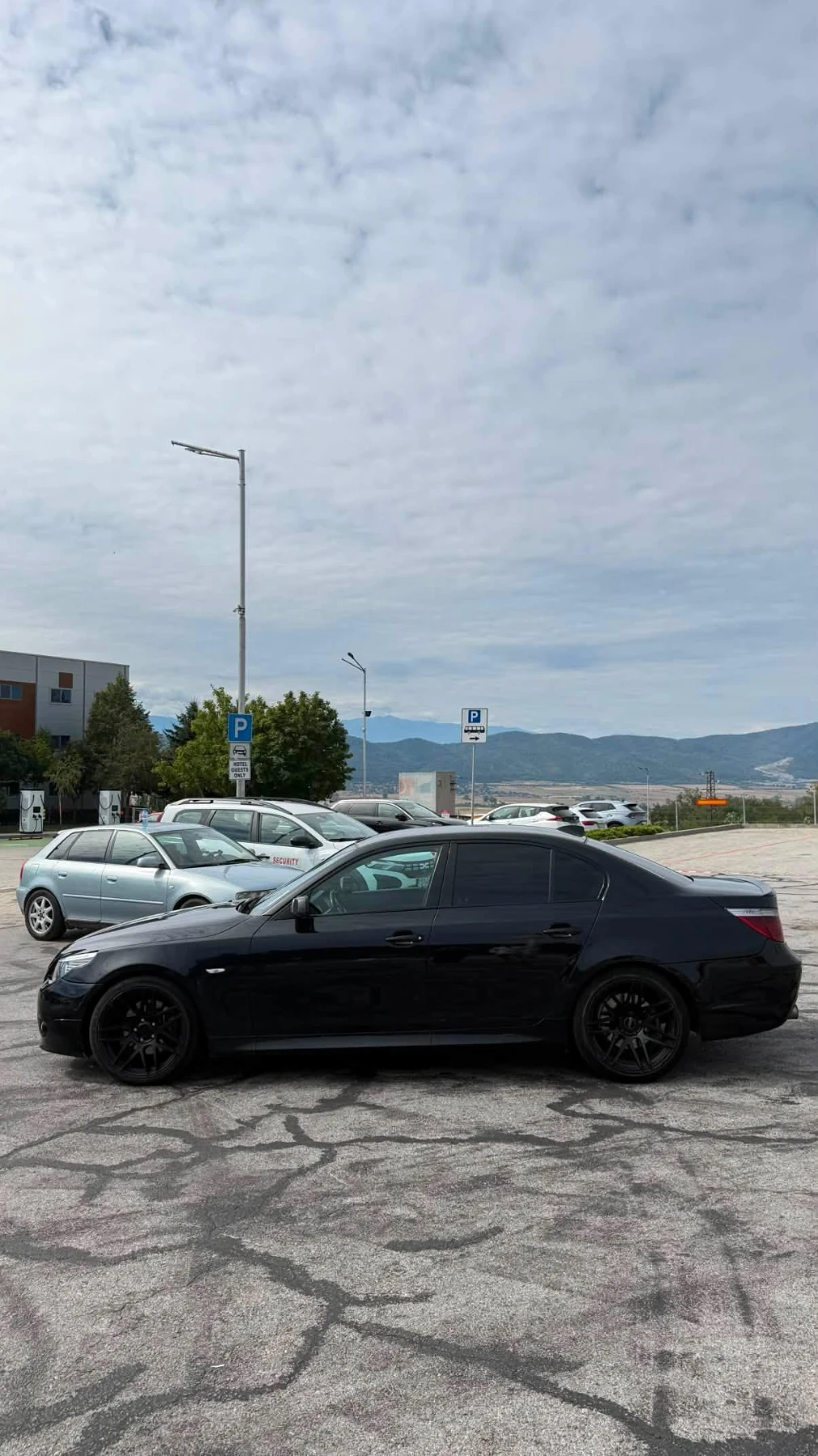 BMW 530, снимка 11 - Автомобили и джипове - 56080460
