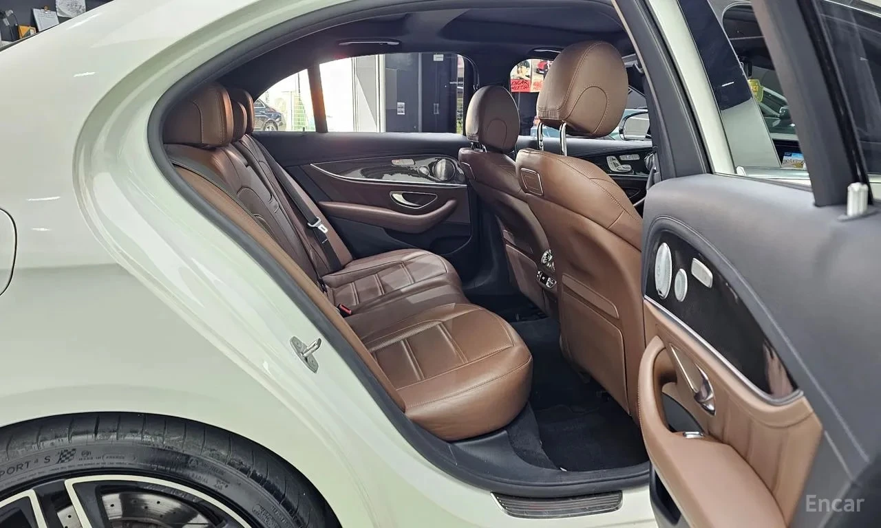 Mercedes-Benz E 63 AMG *  4MATIC+ * ������* ������* �������* ���������*  | Mobile.bg � ����������� 12