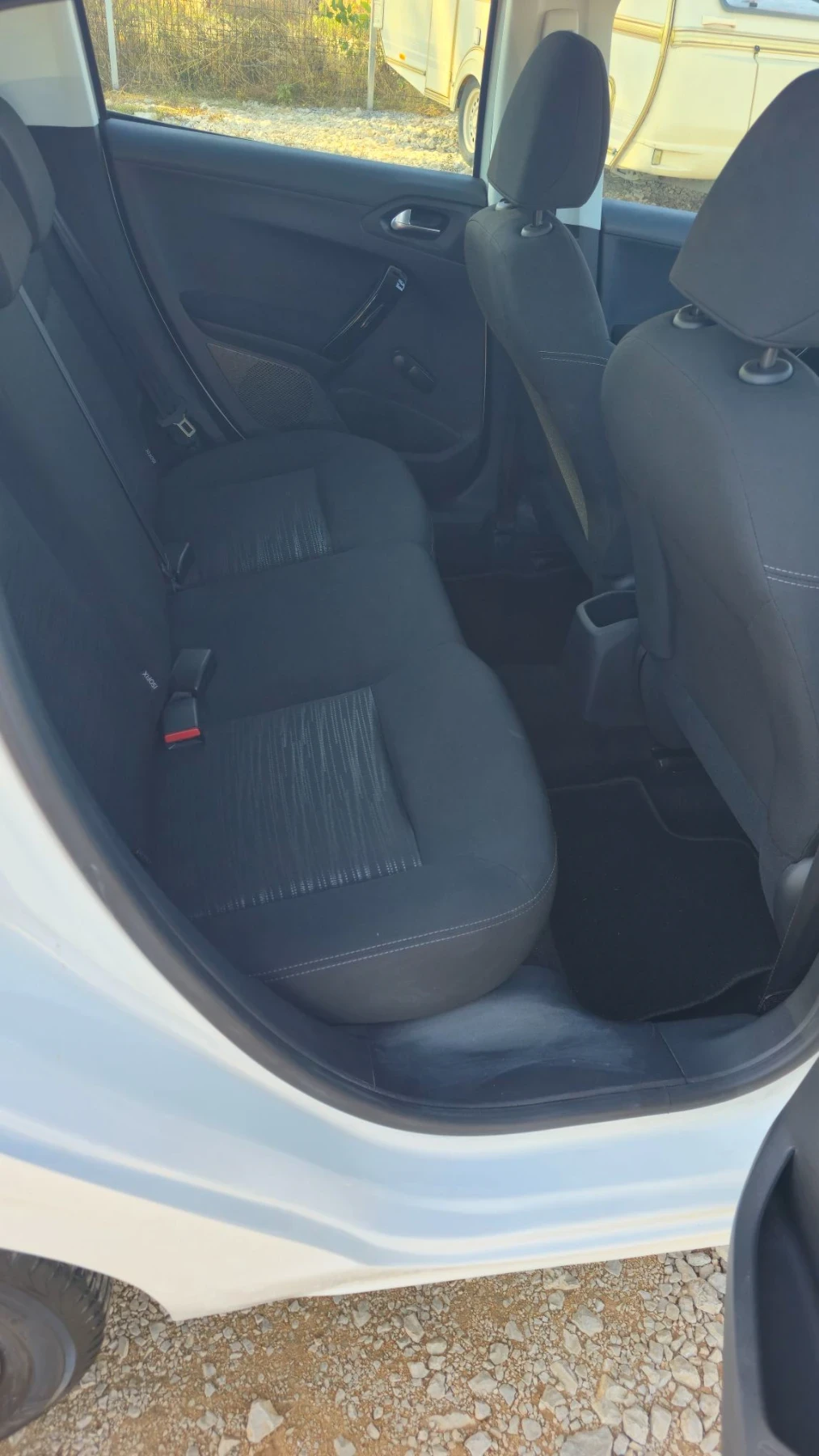 Peugeot 208 1.0 VTi, снимка 5 - Автомобили и джипове - 56642827