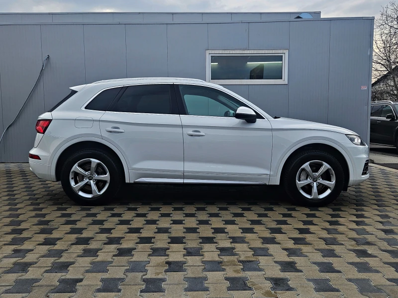 Audi Q5 S-LINE/GERMANY/CAMERA/PANO/CAR PLAY/PRE SENSE/LIZI, снимка 5 - Автомобили и джипове - 47956637