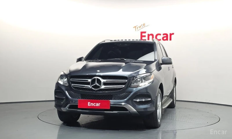 Mercedes-Benz GLE 350, снимка 3 - Автомобили и джипове - 53356131