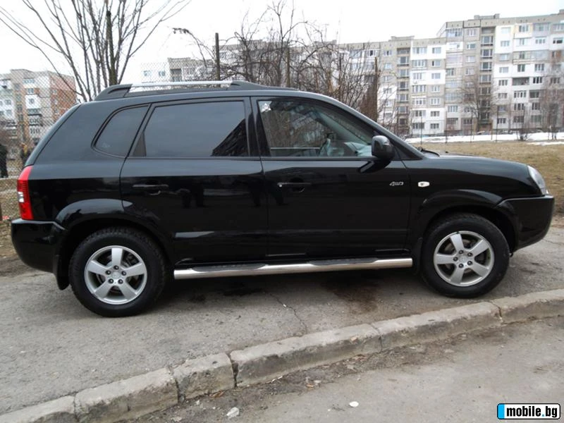 Hyundai Tucson газов инжекцион, снимка 2 - Автомобили и джипове - 47215547