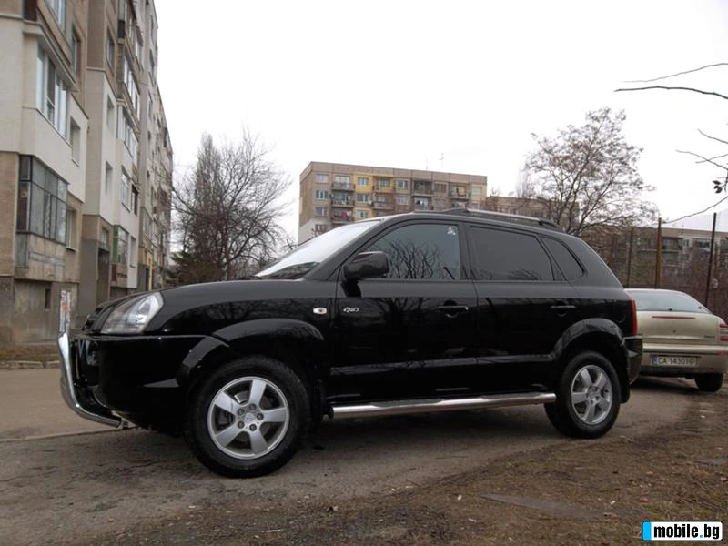 Hyundai Tucson газов инжекцион, снимка 3 - Автомобили и джипове - 47215547