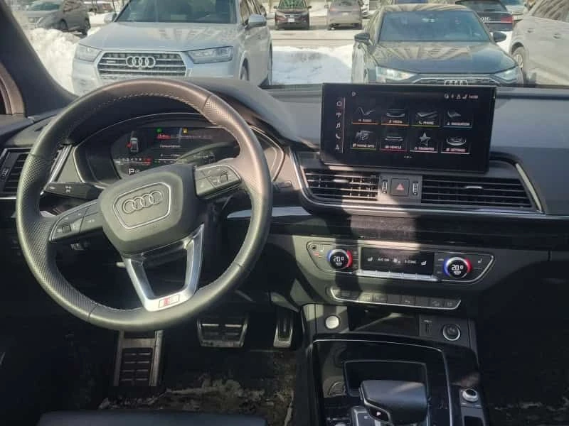 Audi Q5 * PROGRESSIV * CARFAX * S-LINE * PANO * DIGITAL, снимка 11 - Автомобили и джипове - 53605960