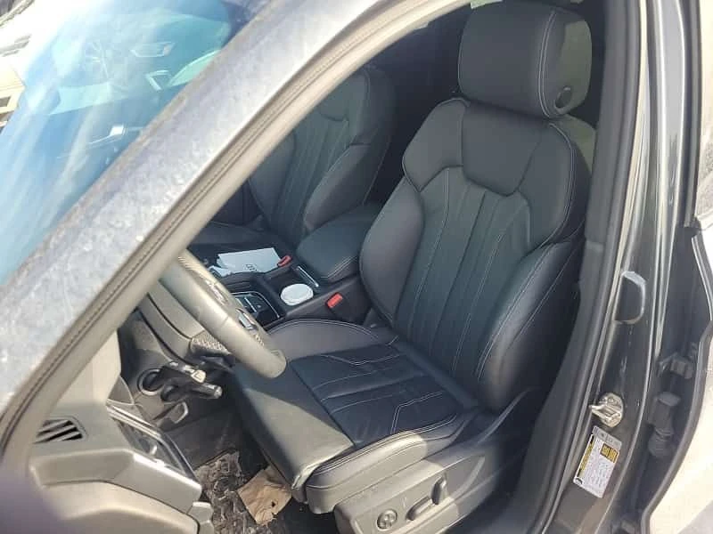 Audi Q5 * PROGRESSIV * CARFAX * S-LINE * PANO * DIGITAL - изображение 4