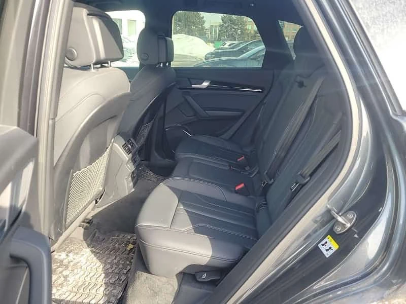 Audi Q5 * PROGRESSIV * CARFAX * S-LINE * PANO * DIGITAL, снимка 13 - Автомобили и джипове - 53605960