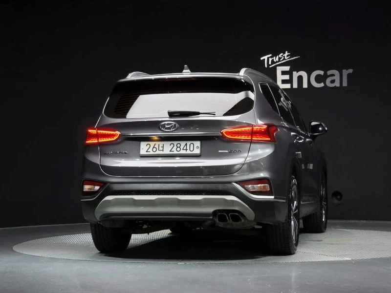 Hyundai Santa fe Diesel 2, 0 4WD| 184к.с.| ВКЛ.ТЕХНОТЕСТ, снимка 4 - Автомобили и джипове - 55734756
