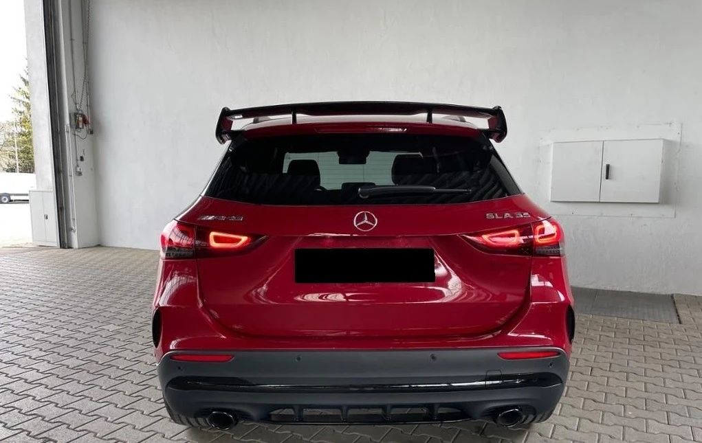 Mercedes-Benz GLA *35*AMG*4M*PANO*DISTRONIC*LED* - изображение 5