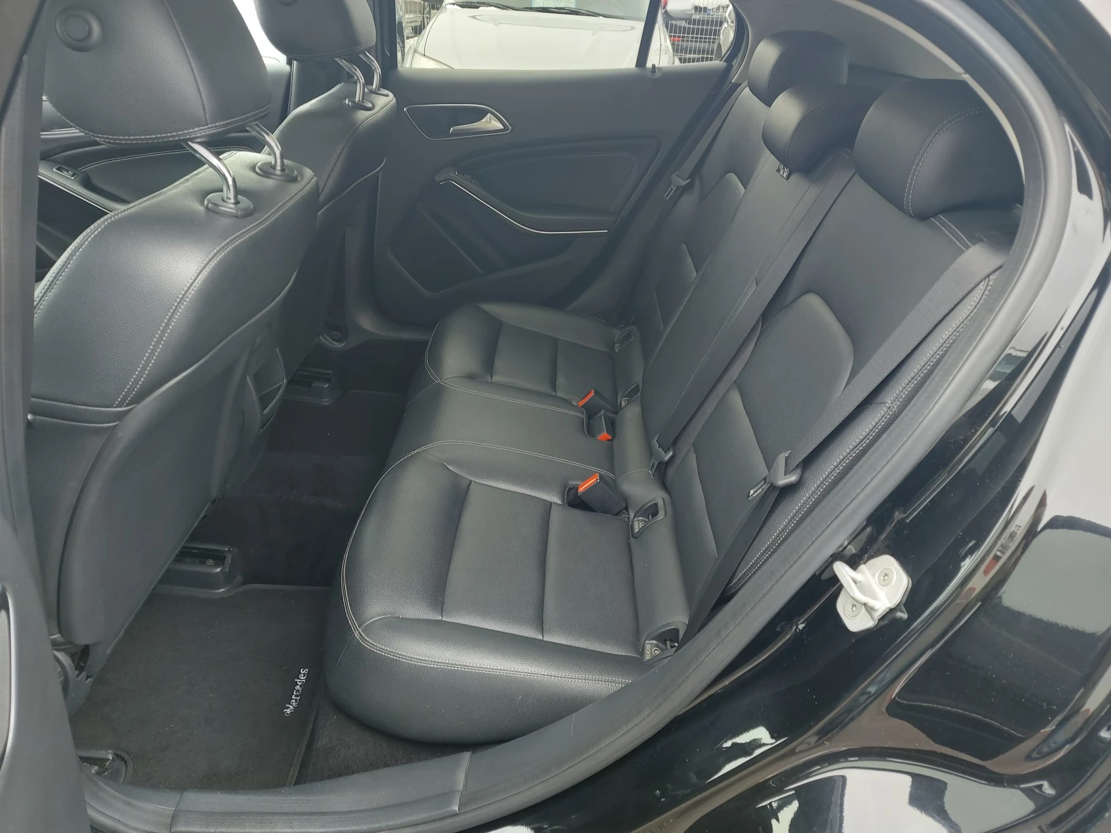 Mercedes-Benz GLA 220 4 MATIC, , NAVI, PANORAMA, LED | Mobile.bg   15