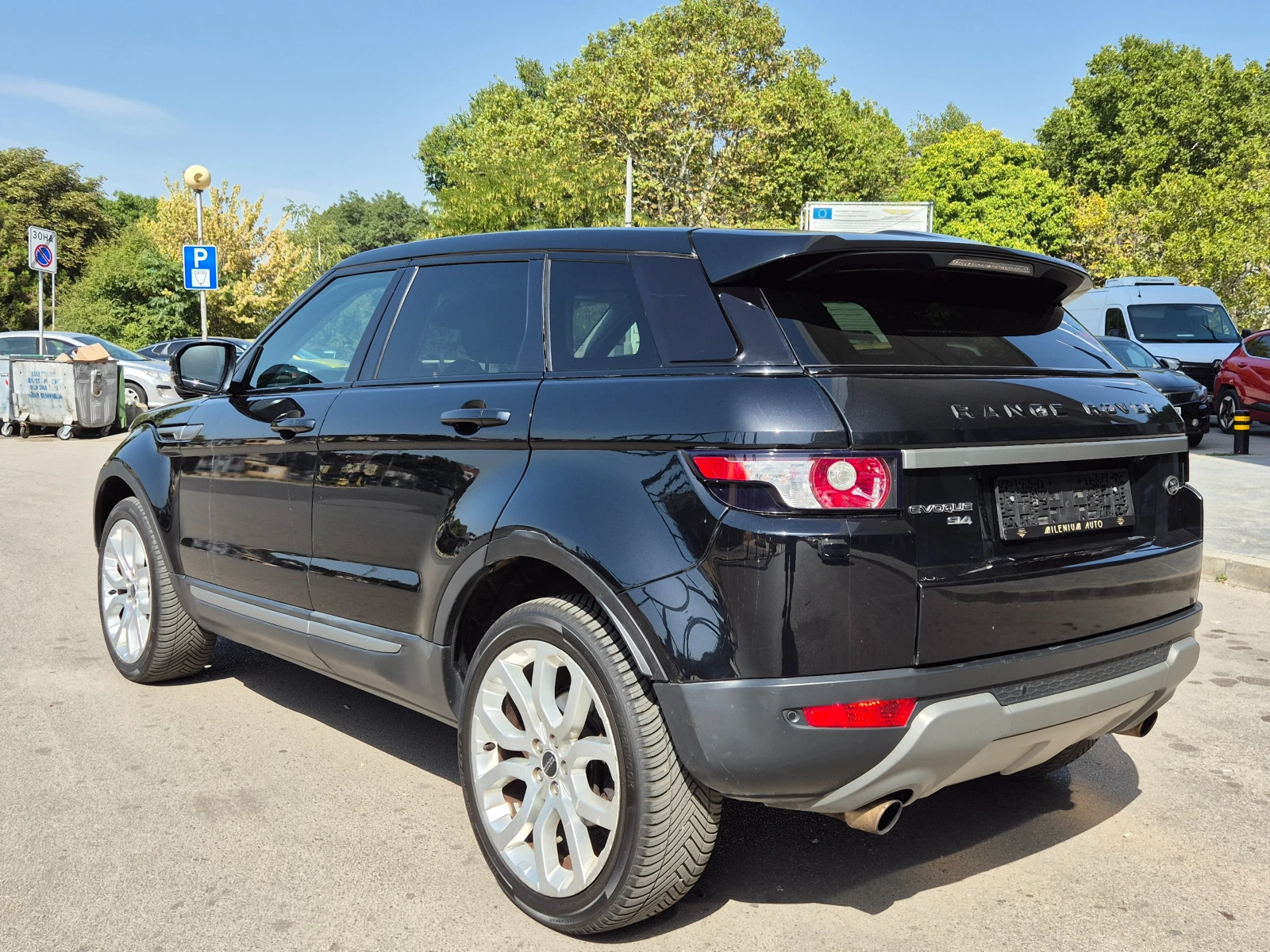 Land Rover Range Rover Evoque 2.0i 240к.с. Автоматик/Панорама/Подгрев - изображение 3